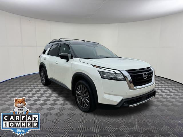 2024 Nissan Pathfinder SL FWD 2024 Nissan Pathfinder SL FWD