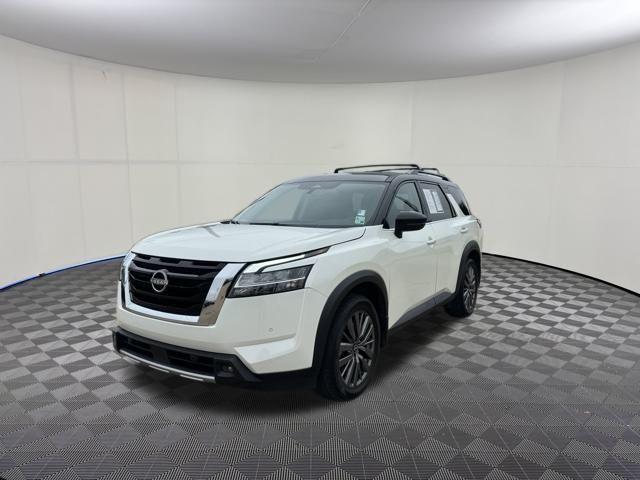 2024 Nissan Pathfinder SL FWD 2024 Nissan Pathfinder SL FWD
