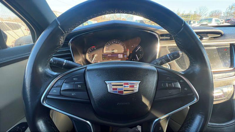 2019 Cadillac XT5 Standard