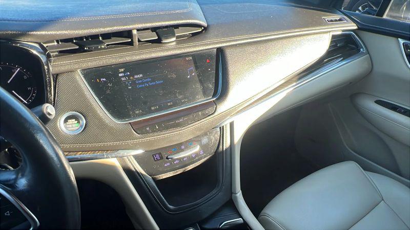 2019 Cadillac XT5 Standard