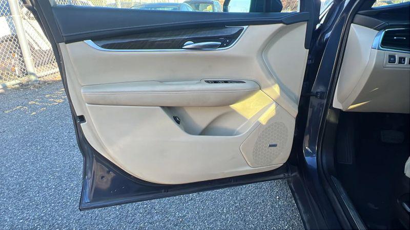 2019 Cadillac XT5 Standard