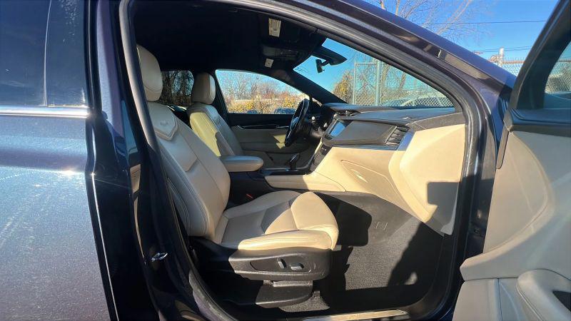 2019 Cadillac XT5 Standard