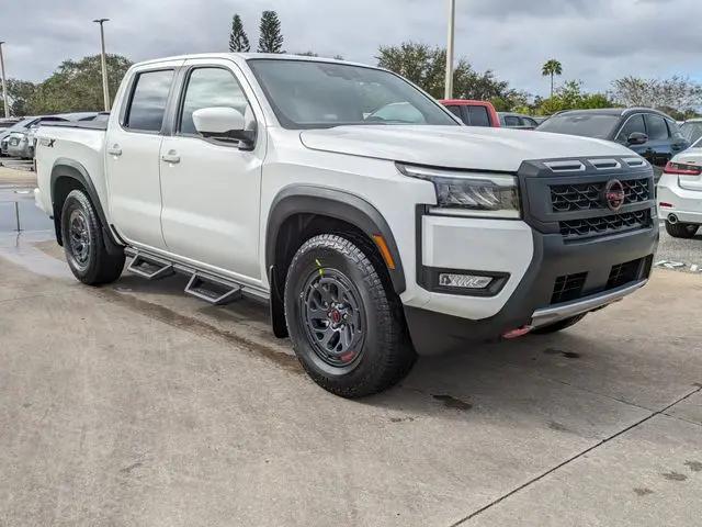 2026 Nissan Frontier Crew Cab PRO-X 4x2