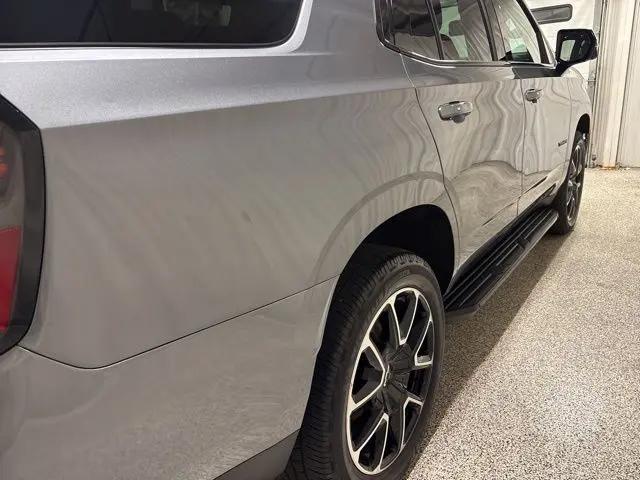 2022 Chevrolet Tahoe 4WD RST