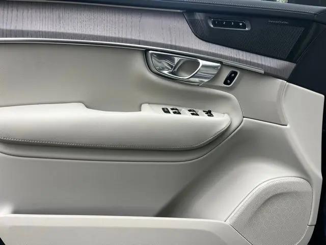2026 Volvo XC90 Plug-In Hybrid Ultra, T8 AWD, Electric/Gasoline, Bright, 7 Seats
