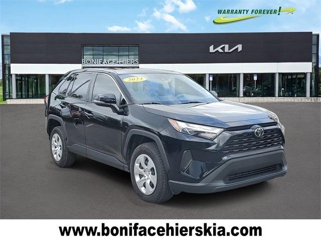 2023 Toyota RAV4 LE 2023 Toyota RAV4 LE