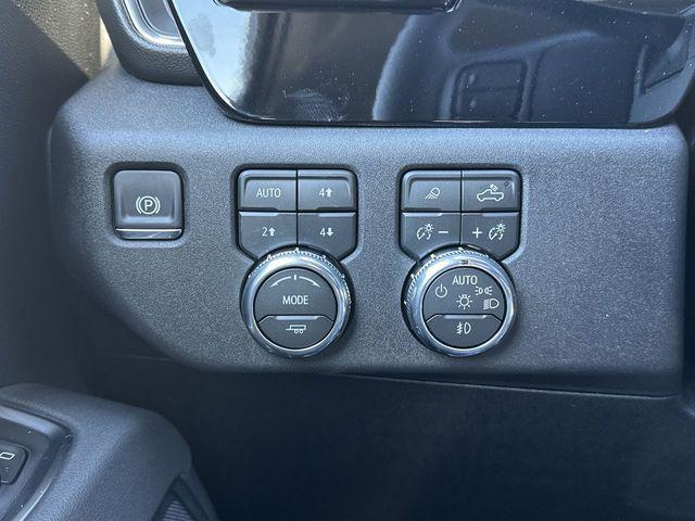 2026 GMC Sierra 2500HD Crew Cab, Standard Bed, SLT, 4WD