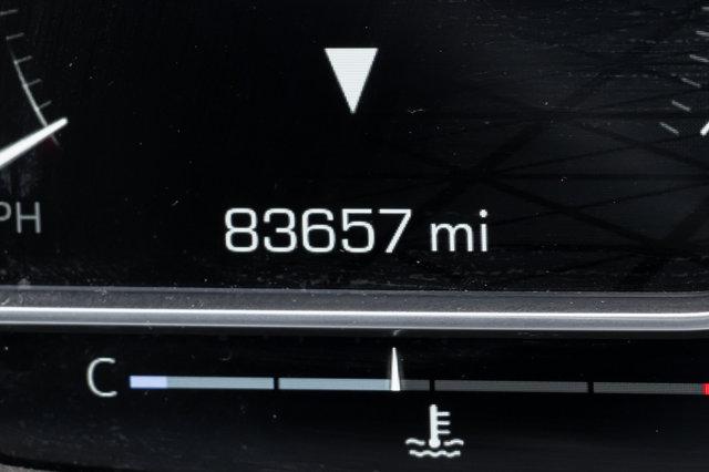 2022 GMC Yukon XL 4WD SLE
