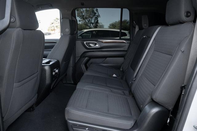 2022 GMC Yukon XL 4WD SLE