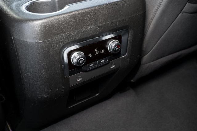 2022 GMC Yukon XL 4WD SLE