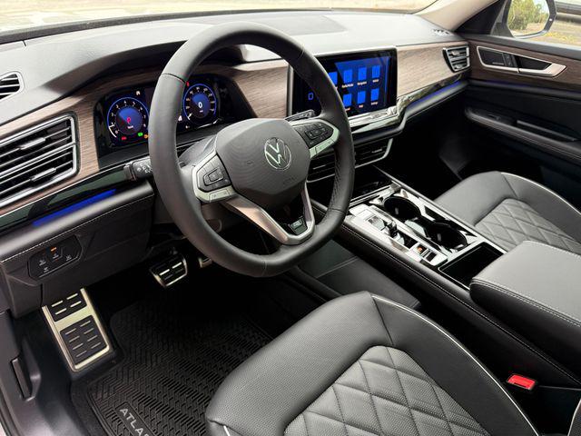 2026 Volkswagen Atlas SEL Premium R-Line