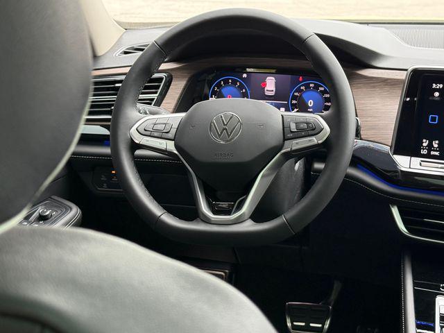 2026 Volkswagen Atlas SEL Premium R-Line