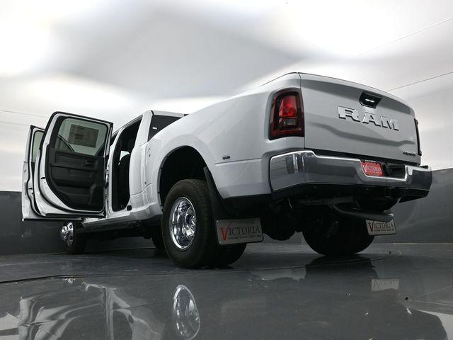 2026 Ram 3500 Tradesman Crew Cab 4x4 8' Box