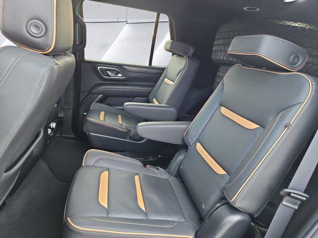 2023 GMC Yukon 4WD AT4