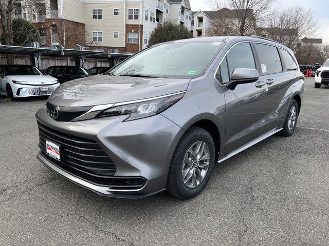 2026 Toyota Sienna LE for sale in Alexandria, VA