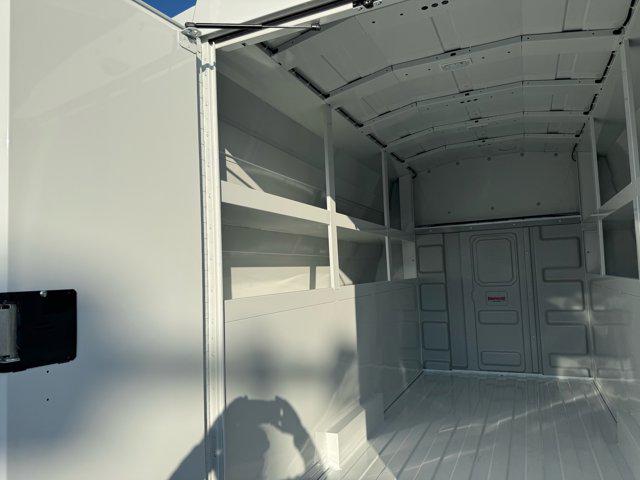 2026 Ford E-350 Cutaway 2026 FORD E-350 CUTAWAY CHASSIS 2DR 138 WB HD
