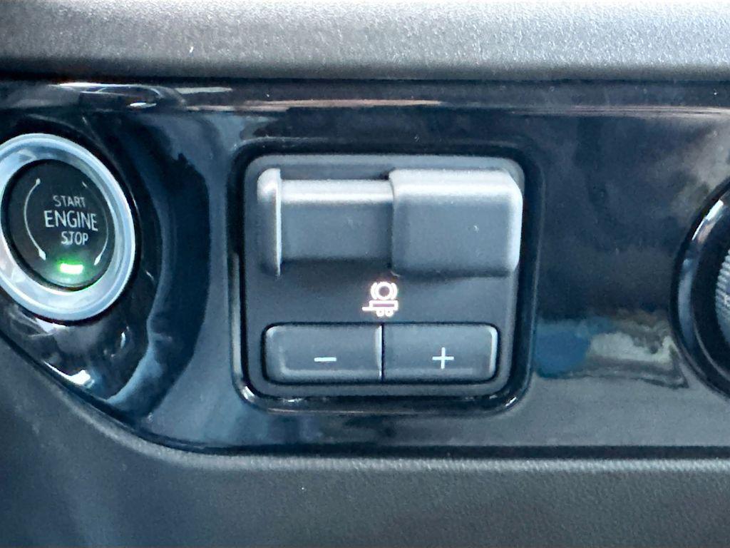 2024 Chevrolet Silverado 3500HD LT - Photo 20