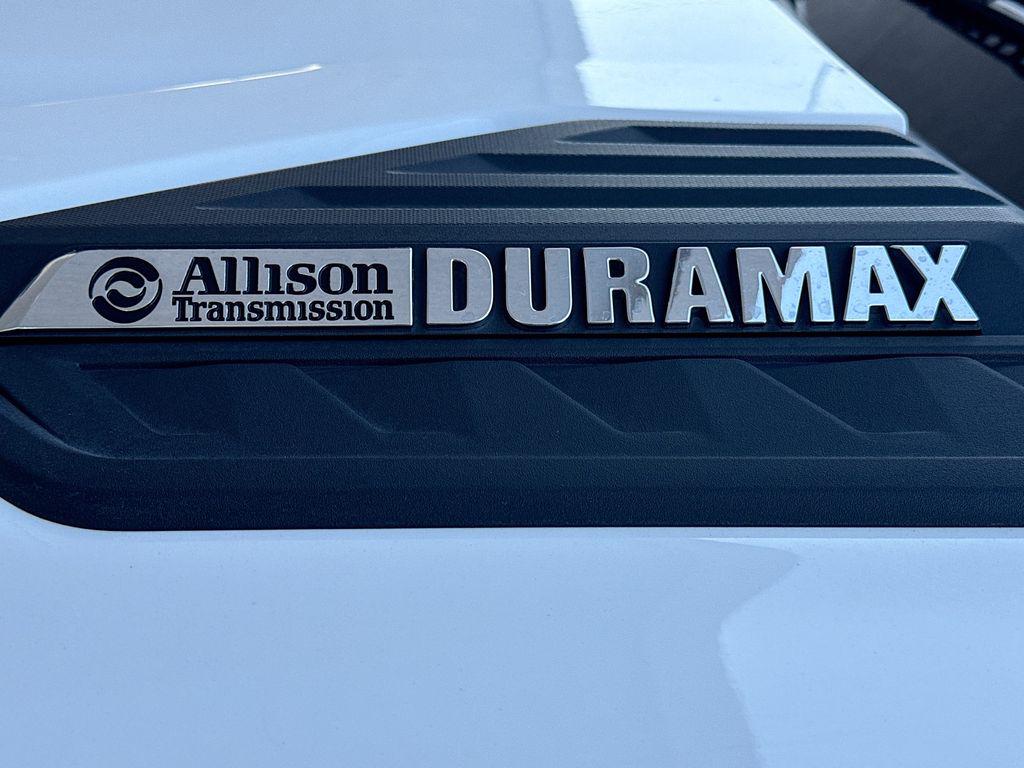 2024 Chevrolet Silverado 3500HD LT - Photo 36