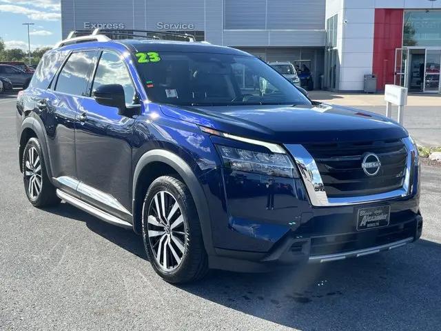 2023 Nissan Pathfinder Platinum 4WD for sale in Muncy, PA