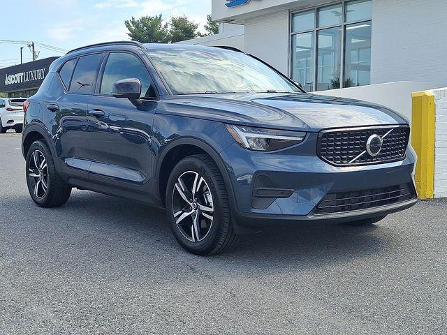 2026 Volvo XC40 Core, B5 AWD Gas (mild hybrid), Dark for sale in Allentown, PA