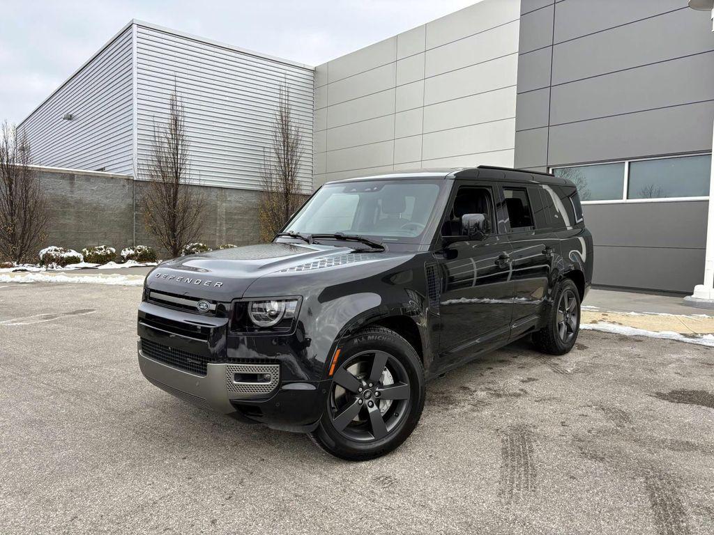 /2023 Land-Rover Defender