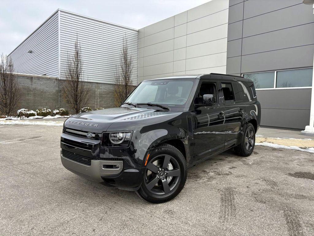 /2023 Land-Rover Defender