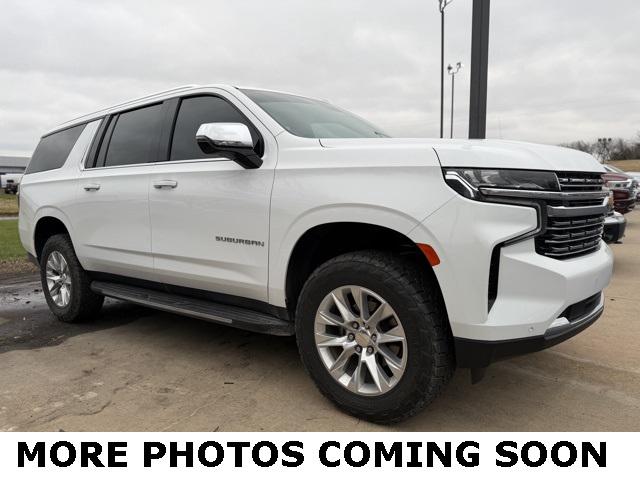 2023 Chevrolet Suburban 4WD Premier
