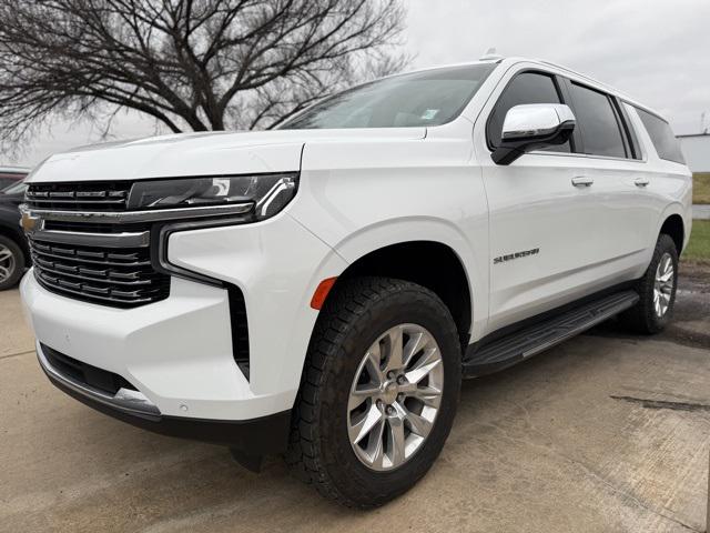 2023 Chevrolet Suburban 4WD Premier