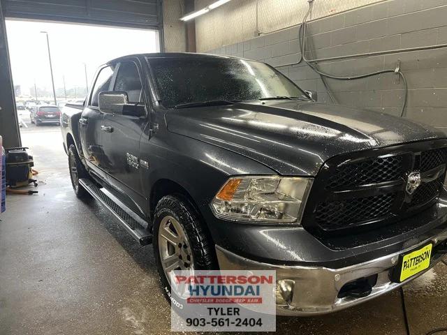 2018 RAM 1500 Lone Star Silver Crew Cab 4x2 57 Box 2018 RAM 1500 Lone Star Silver Crew Cab 4x2 57 Box