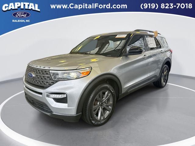 2022 Ford Explorer XLT 2022 Ford Explorer XLT