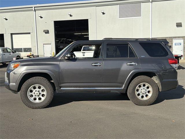 2013 Toyota 4Runner SR5 2013 Toyota 4Runner SR5