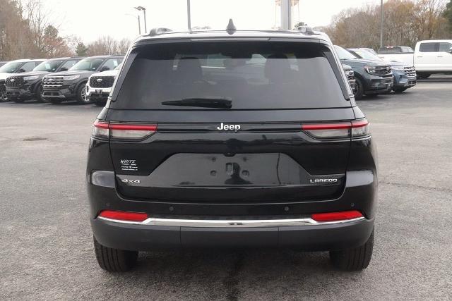 2023 Jeep Grand Cherokee Laredo 4x4