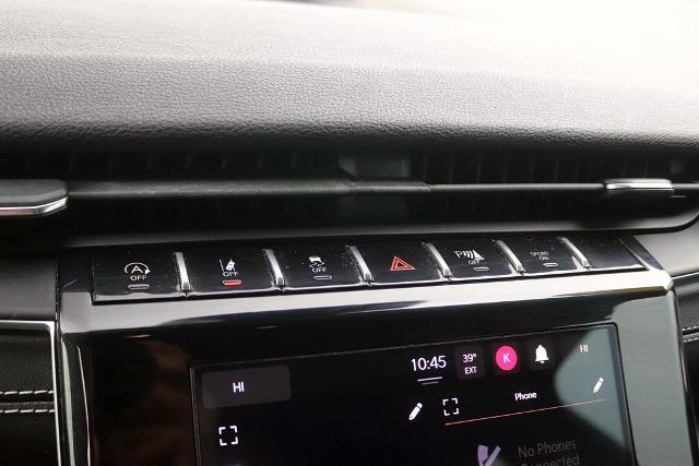 2023 Jeep Grand Cherokee Laredo 4x4