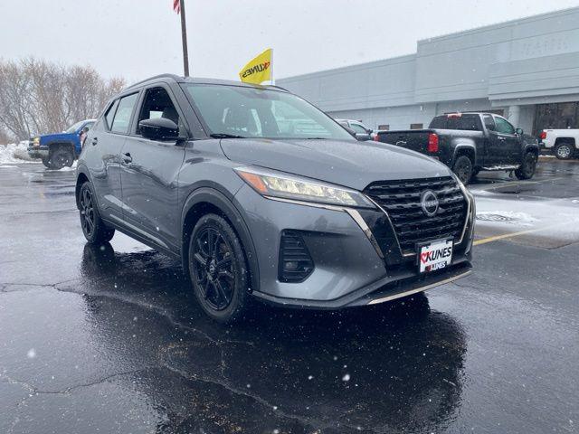 2023 Nissan Kicks SR Xtronic CVT 2023 Nissan Kicks SR Xtronic CVT