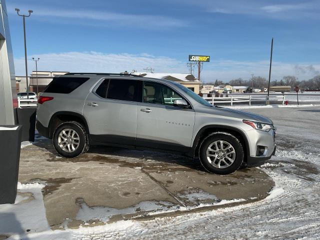 2020 Chevrolet Traverse AWD LT Cloth