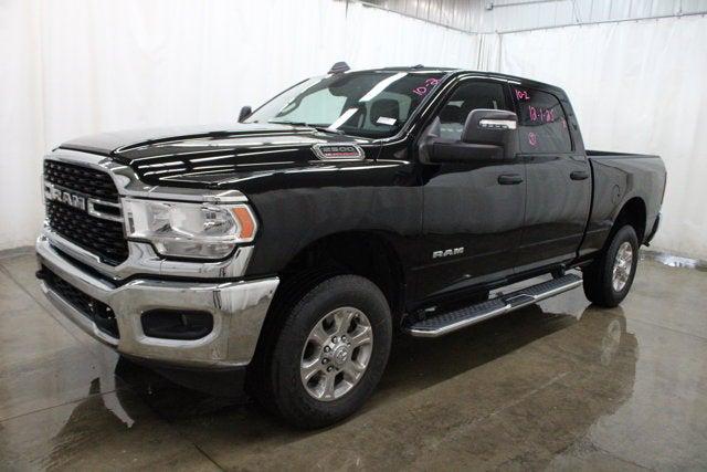 2024 RAM 2500 Big Horn Crew Cab 4x4 64 Box 2024 RAM 2500 Big Horn Crew Cab 4x4 64 Box