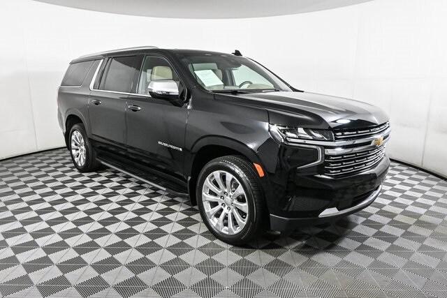 2023 Chevrolet Suburban 4WD Premier