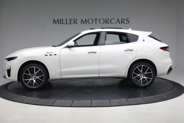 2022 Maserati Levante Modena