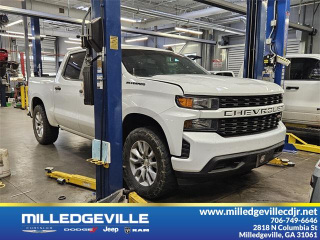 2020 Chevrolet Silverado 1500 2WD Crew Cab Short Bed Custom 2020 Chevrolet Silverado 1500 2WD Crew Cab Short Bed Custom