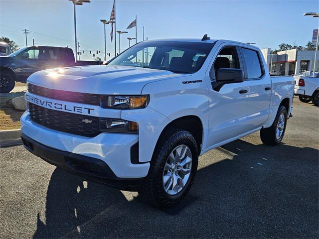 2020 Chevrolet Silverado 1500 2WD Crew Cab Short Bed Custom