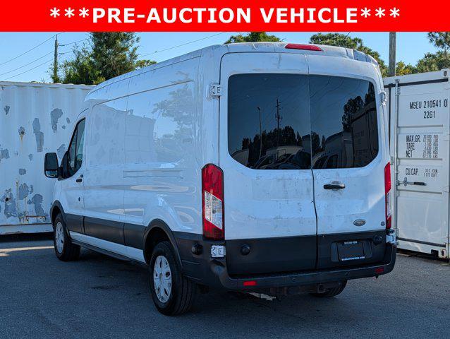 2015 Ford Transit 148 WB Medium Roof Cargo