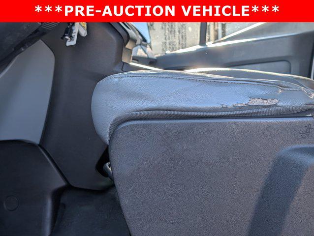 2015 Ford Transit 148 WB Medium Roof Cargo