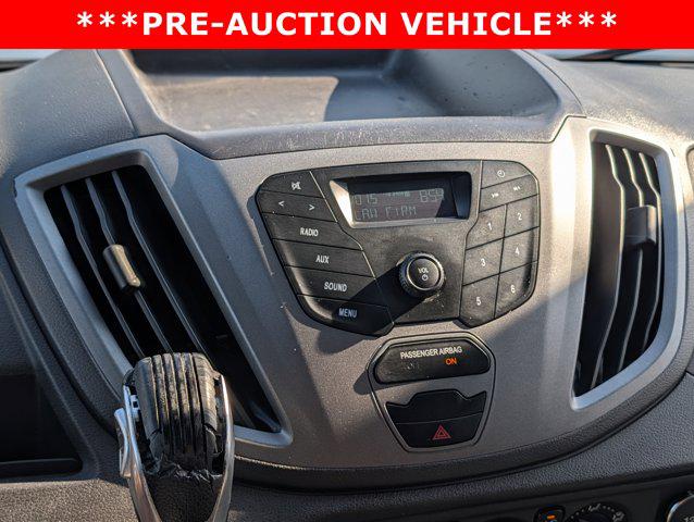 2015 Ford Transit 148 WB Medium Roof Cargo