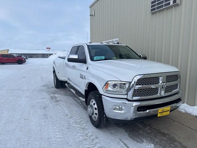 2017 RAM 3500 Laramie Mega Cab 4x4 64 Box