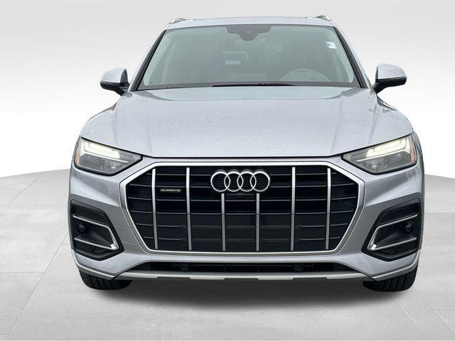 2022 Audi Q5 Premium Plus 40 TFSI quattro S tronic 2022 Audi Q5 Premium Plus 40 TFSI quattro S tronic