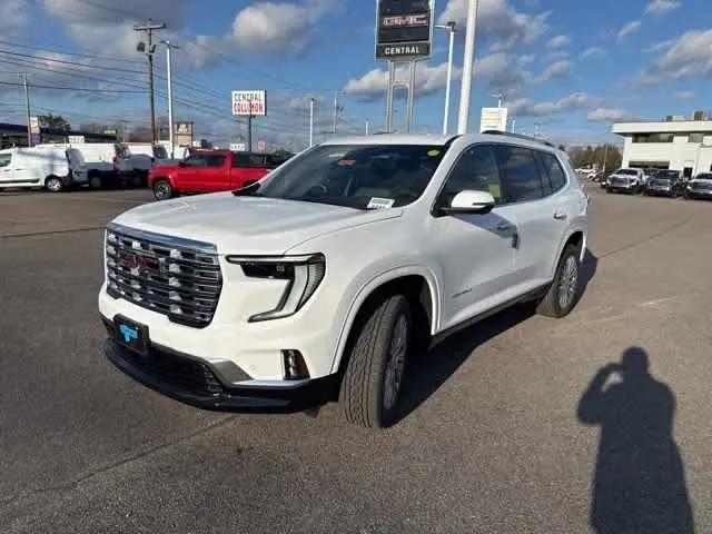 2026 GMC Acadia Denali AWD