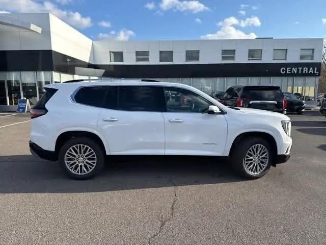 2026 GMC Acadia Denali AWD