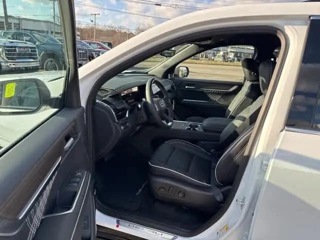 2026 GMC Acadia Denali AWD