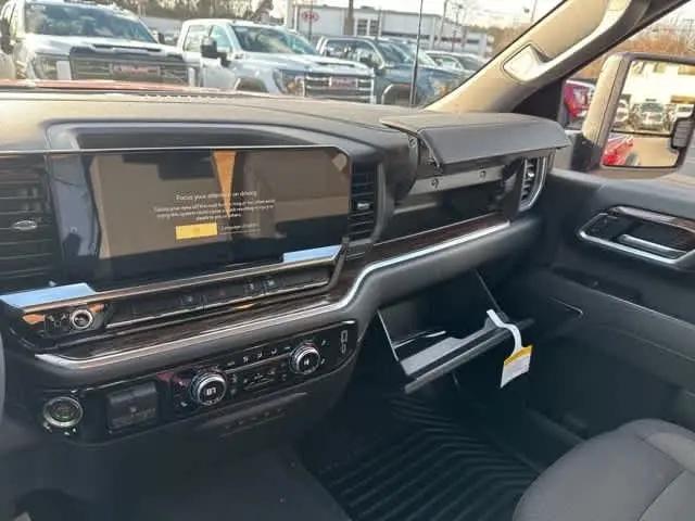 2026 GMC Sierra 3500HD SLE