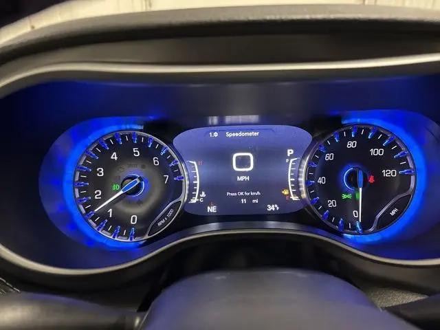 2026 Chrysler Pacifica Select AWD